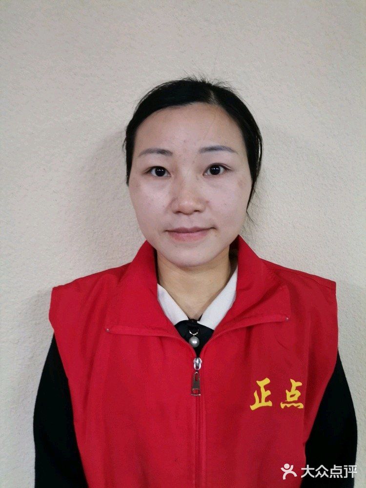 正点优秀月嫂邓阿姨