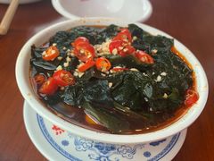土冒裙菜-炉小二铜锅牛蛙•川湘菜(三里屯店)