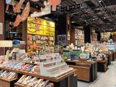 -半山书局(新世纪商城店)