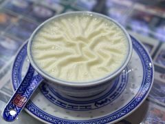 厚厚的奶皮-广信牛奶甜品世家(台东店)