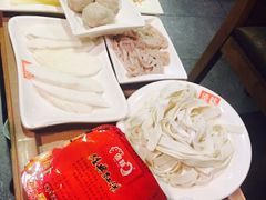 -傣妹火锅(南京东路一店)