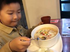 -玛格萝妮比萨屋(陆家浜路店)