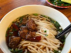 -矮子粉店1985·长沙米粉(湘春路店)