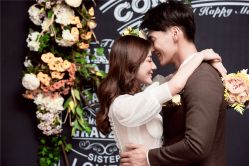 -易摄影婚纱摄影工作室