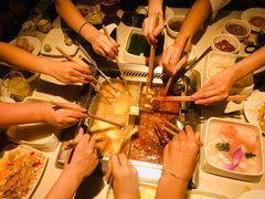 -海底捞火锅鲜切牛肉主题店(长寿路店)