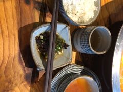 -野山舂·贵州现舂酸汤火锅(鸿通城店)