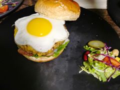 芝士汉堡-HIGH FIVE哈福手工汉堡(桂林路店)