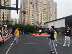-洛克公园·篮球·足球(三林店)
