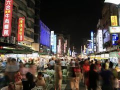 -六合夜市