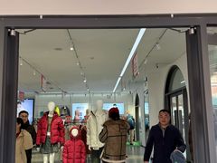 -首创奥特莱斯(西安店)