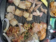 -阿亲家·韩式无限烤肉(不夜城店)