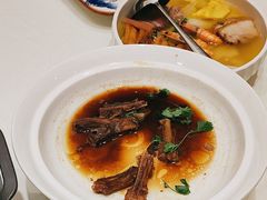 -沪华海鲜大酒楼(南汇店)
