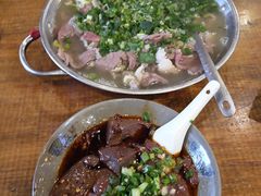 -杨三娘跷脚牛肉(羊子山西路店)