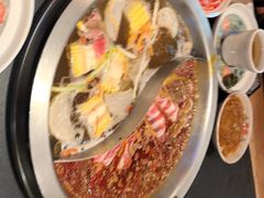 -沸炉重庆老火锅(军事博物馆店)