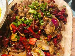 -临界音乐酒馆·小龙虾·江湖菜(华熙LIVE·鱼洞店)