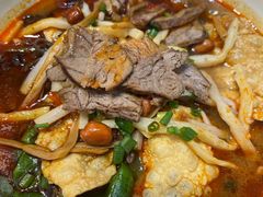 -丽丽三鲜螺蛳粉(田林路店)