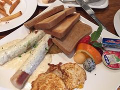 -Geneva日内瓦餐厅(西郊宝成花苑店)