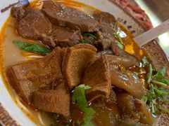 -金杨拉面王小吃面馆·牛三宝面·红烧牛肉粉