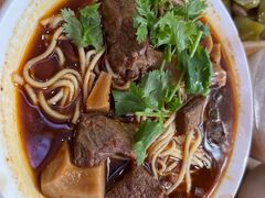 红烧牛肉面-华兴街自力面店
