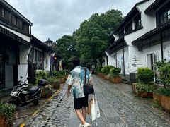 -汉庭(杭州灵隐寺龙井路店)