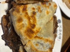 芝麻酱糖饼-河沿肉饼Beijing Pie(东华门店)