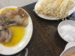 -韩风烤牛肉冷面店