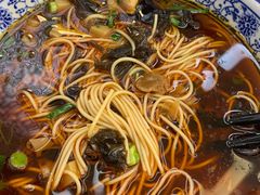 辣酱面-伟记奥面馆(养育巷店)