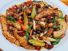 -柴窝堡22号辣子鸡·传承新疆菜