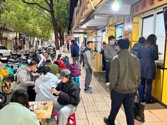 -文山荷鲜居(翠湖店)