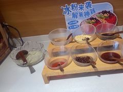 -龍歌自助小火锅(市南金茂湾店)