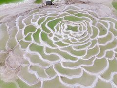 -察尔汗盐湖