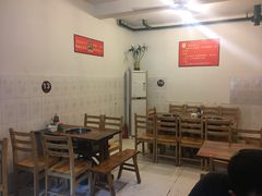 大堂-仔耳朵冷锅鱼蛙芋儿鸡(莲花东路店)