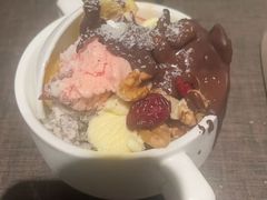 冰淇淋-唐拉雅秀酒店-西锦汇空中BBQ·思创餐厅