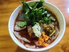 二合一生烫粉-王记生烫牛杂面馆(兰陵路店)