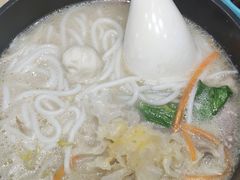 -灵芝妹子海鲜米线(凯德和平广场店)