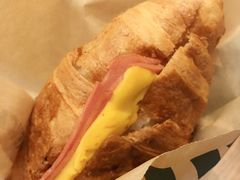 -星巴克(北京中关村南大街店)