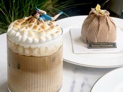 -Fridi Patisserie Cafe