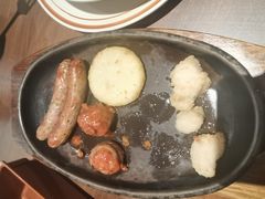 蒜蓉鸡排配香辣烤肠-萨莉亚意式餐厅(东川路店)