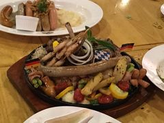 -皇冠自酿啤酒坊(中国红街5号楼店)