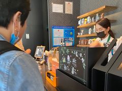 -星巴克(七宝领展广场1F店)