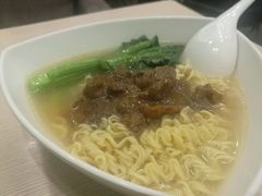 -佰搭果·广式茶餐厅(西华路店)