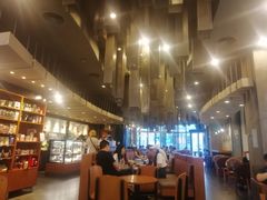 大堂-星巴克臻选(深圳龙岗万科店)