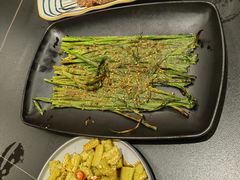 -许哥东北烧烤·铁丳烤串·宫后夹肉(繁花中心店)