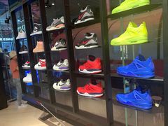 -Air Jordan(世贸天阶店)