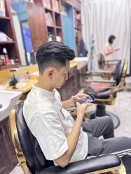 -巴伯尔男士理发馆