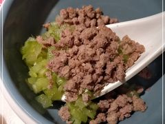 -左庭右院鲜牛肉火锅(浦江欢乐颂店)