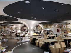 -钟书阁(珍园店)