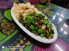 锅巴牦牛肉-小厨子私房菜·云南美食店