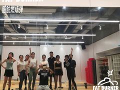 -乐刻运动健身(蓝润摩里中心店)