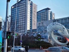 -青岛海尔洲际酒店